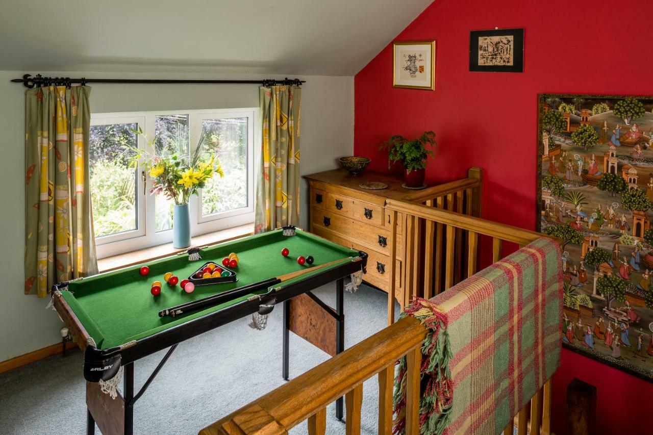 1 Tan Yr Eglwys Barn Cottage Pontardawe Экстерьер фото